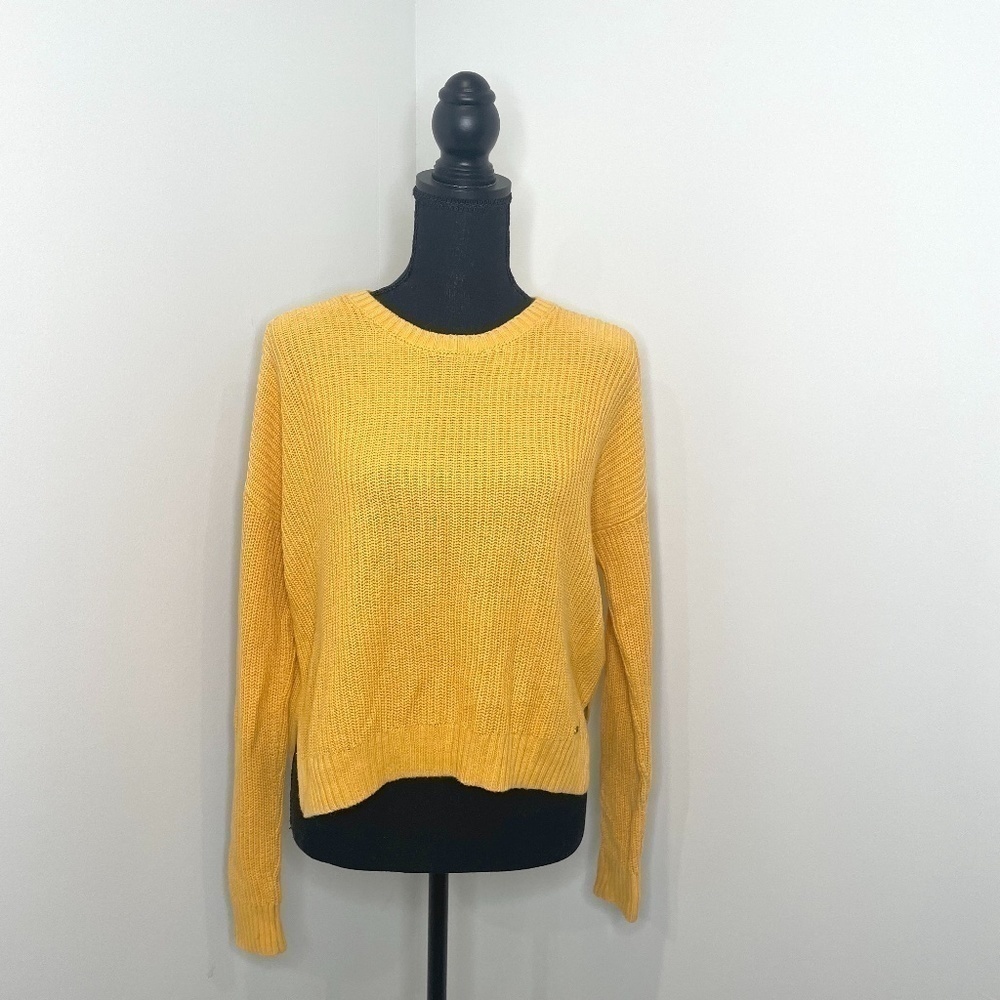 Hollister Cable Knit Crew Neck Mustard Yellow Sweater